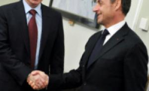 Путин и Саркози обсудили события в мире
