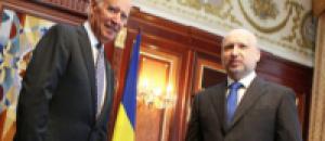Байден в Киеве предложил создать «автономные штаты Украины»
