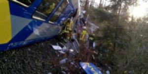 Число жертв столкновения поездов в Баварии возросло до 10 человек