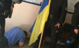 Украинский Минюст освободил половину заключённых. Новое «мясо» для «АТО»?
