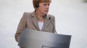 Источник: Меркель готова снять санкции с РФ, но не находит оснований