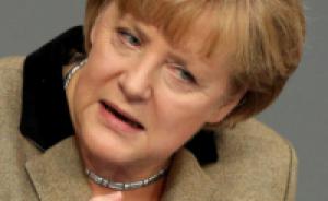 Меркель заявила, что Германия не будет влезать в долги из-за беженцев
