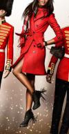 Роузи Хантингтон-Уайтли обнажилась для рождественской рекламы Burberry